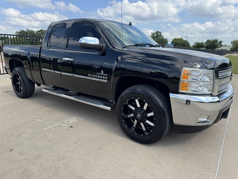 chevrolet silverado 1500 2013 1GCRCSE05DZ400527 image chevrolet silverado 1500 2013 1GCRCSE05DZ400527 image